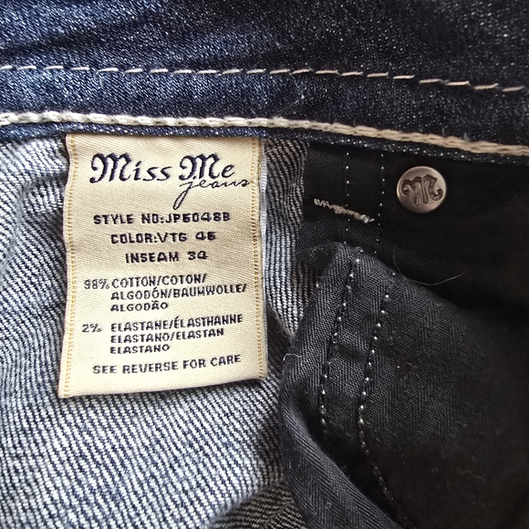 Miss Me Dark Denim Jeans Fleur-de-lis Design Size 29 With 34" Inseam - Picture 5 of 5